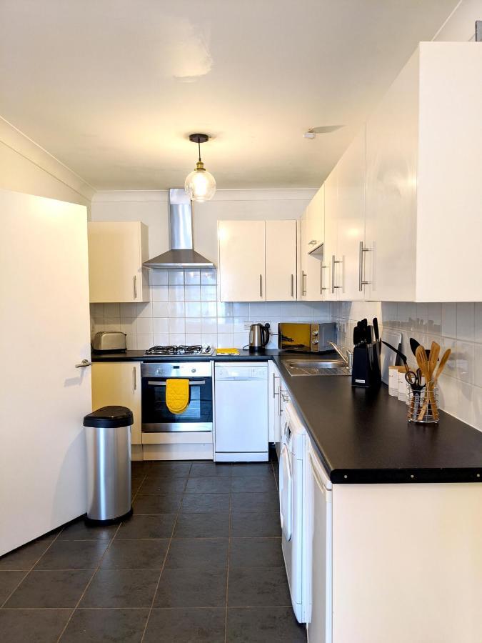 Koala & Tree - Renovated 2 Bed Apartment In City Centre - Short Lets & Serviced Accommodation Cambridge Eksteriør bilde